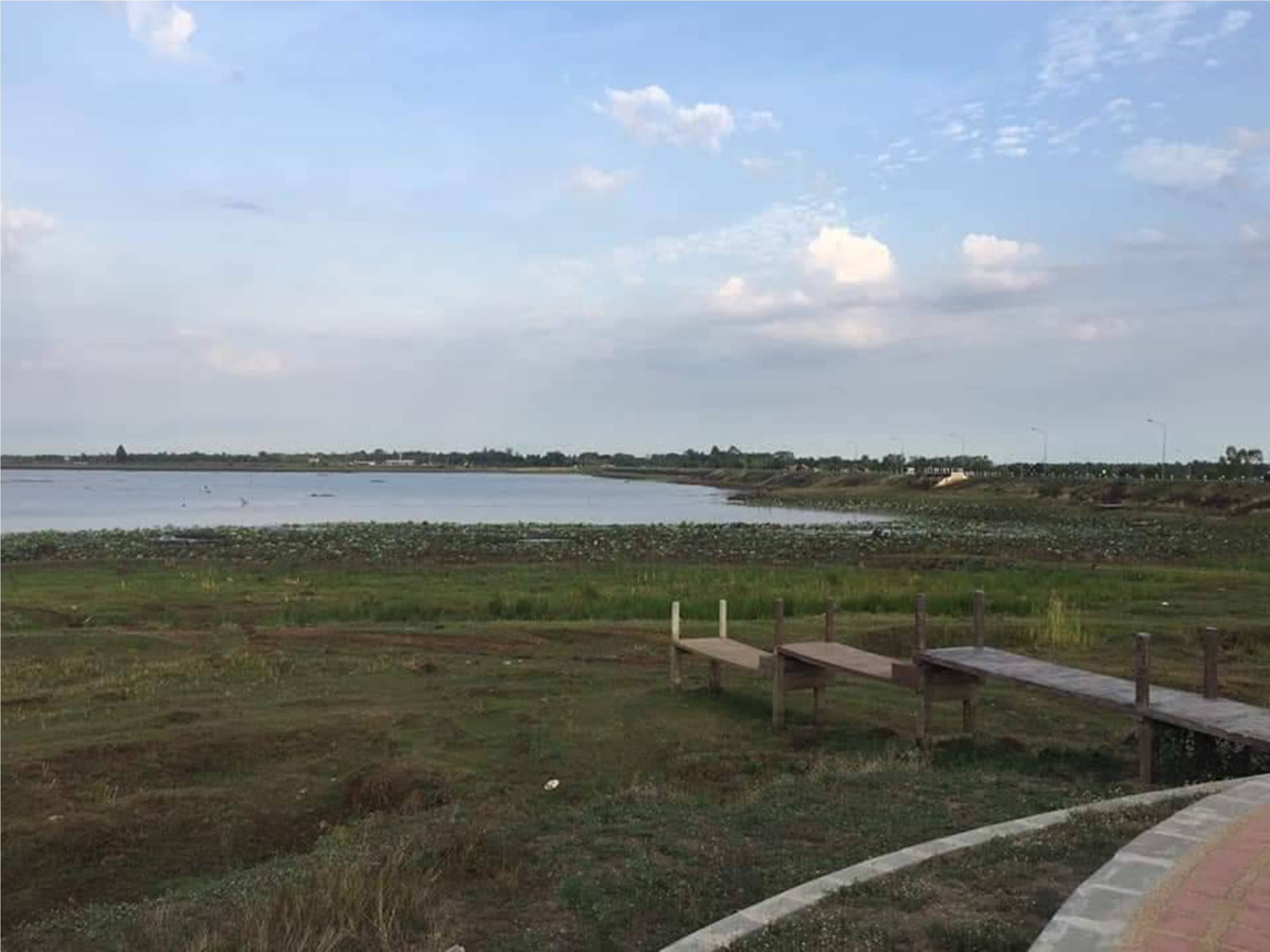 ชป.บุรีรัมย์ เร่งสูบผันน้ำอ่างเก็บน้ำลำปะเทียและลำจังหันเติมอ่างห้วยจระเข้มาก ใช้ผลิตประปาหล่อเลี้ยงเมือง   ยังวิกฤติ   