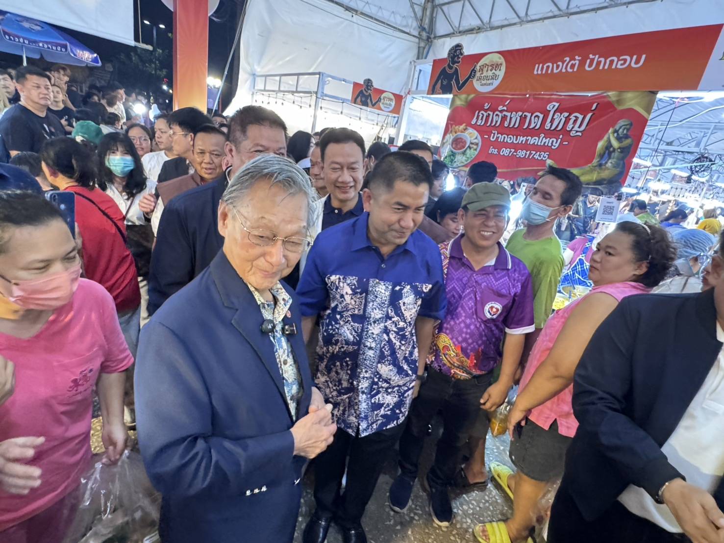 บิ๊กโจ๊ก–ชวน ร่วมงานสารทเดือนสิบไนท์แฟร์ สานวัฒนธรรมใต้ หนุนสมาคมใต้ฯ เป็นแลนด์มาร์คคนปักษ์ใต้ในเมืองหลวง