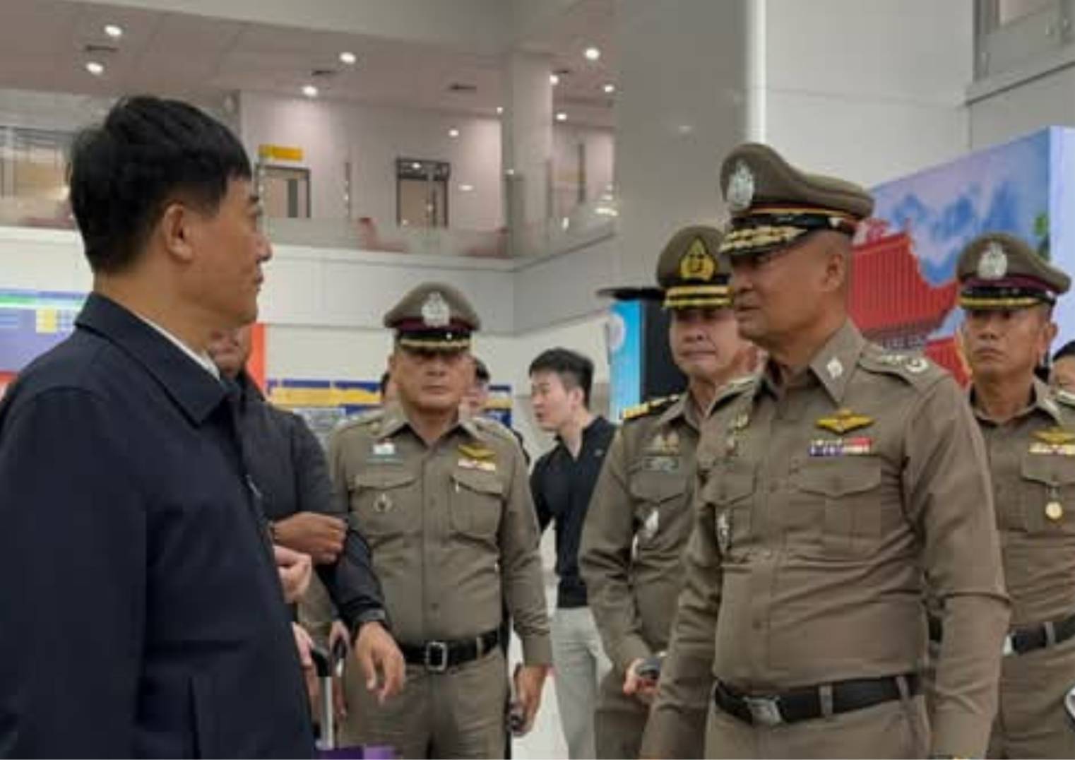 ผู้ช่วยรัฐมนตรีฯจีน ลงพื้นที่ชายแดนช่วยเหลือเหยื่อชาวจีนหารือตำรวจไทยร่วมมือแก้ปัญหาคอลเซ็นเตอร์ 