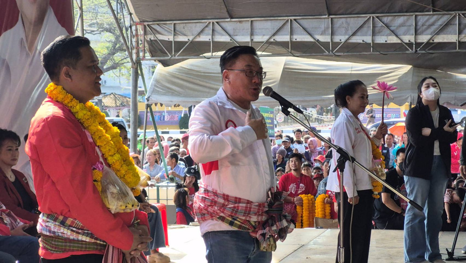 “หนิมทัวร์” หนองหาน เพื่อไทยคนทะลัก ชูปลดหนี้-ประกันกำไร ดัน “เบิร์ด กรวีร์” กลับสภา 