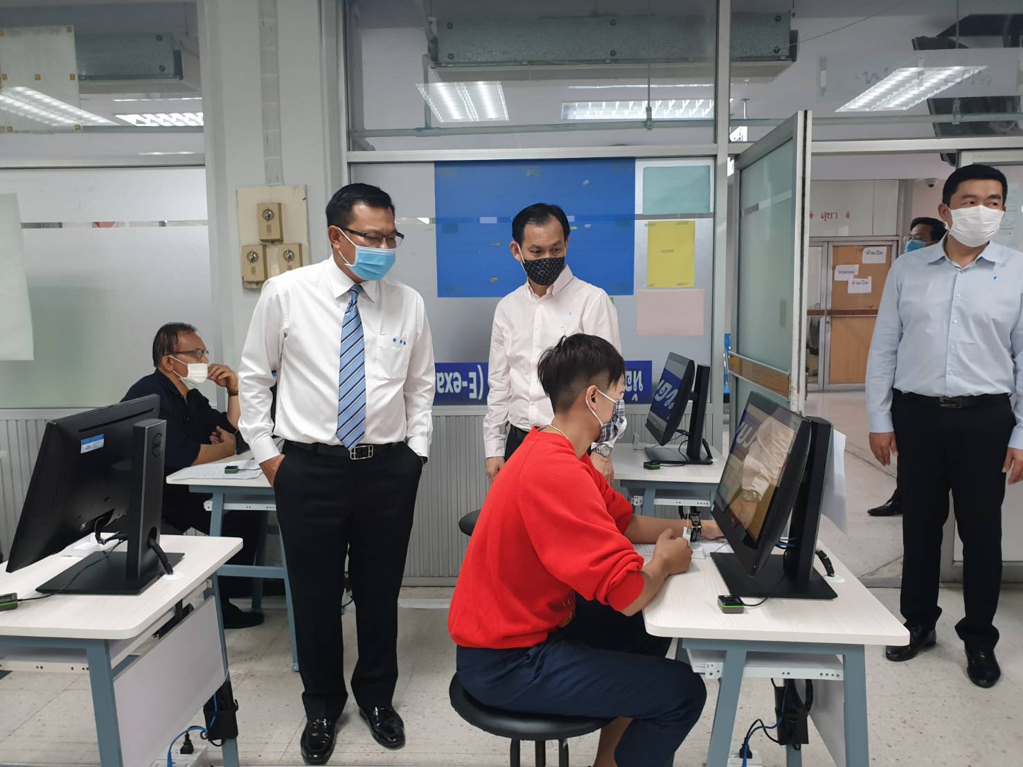 ขนส่งฯยันมีแผนรองรับ หากประกาศCOVID19 ระยะ 3 ต่ออายุใบขับขี่ผู้ถือเดิมทำผ่านออนไลน์ ส่วนใบขับขี่ใหม่อาจต้องงด
