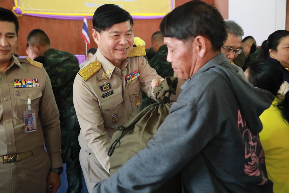 "ผู้ตรวจการแผ่นดิน" ร่วมกิจกรรมโครงการสืบสานพระราชปณิธาน จ.น่าน ช่วยเหลือราษฎรในพื้นที่ห่างไกลทุรกันดาร 