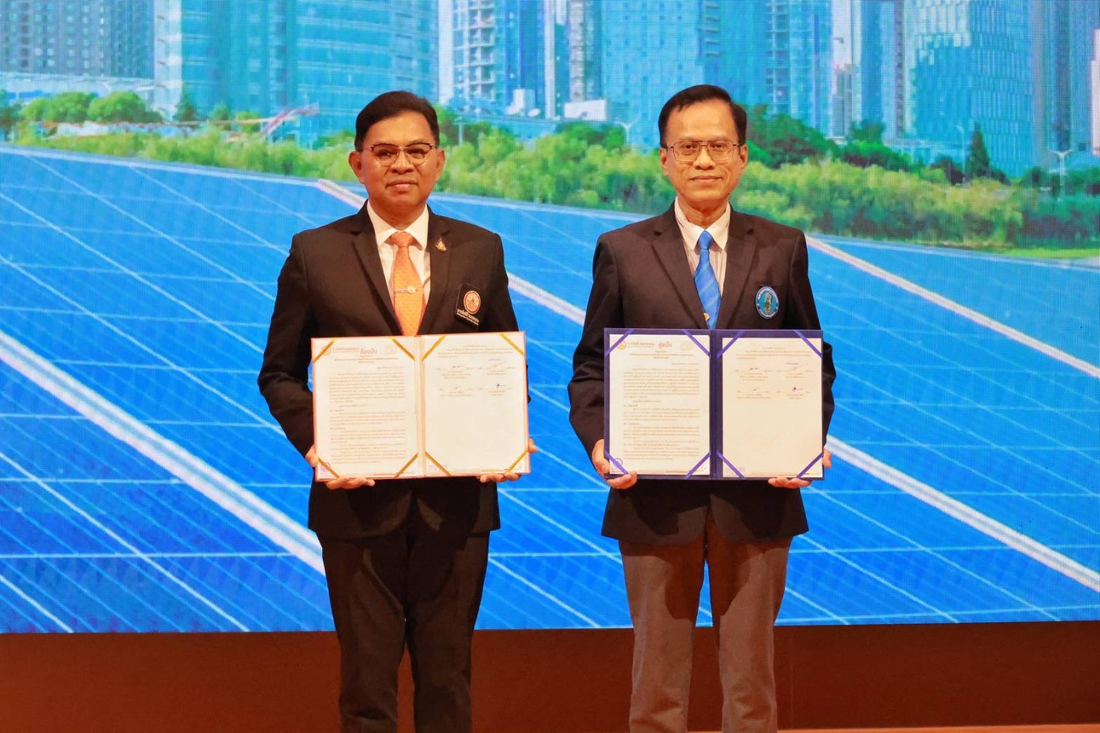 MEA - PWA ลงนามสัญญา Solar Rooftop คาดประหยัดค่าไฟปีละ 1.16 ล้านบาท