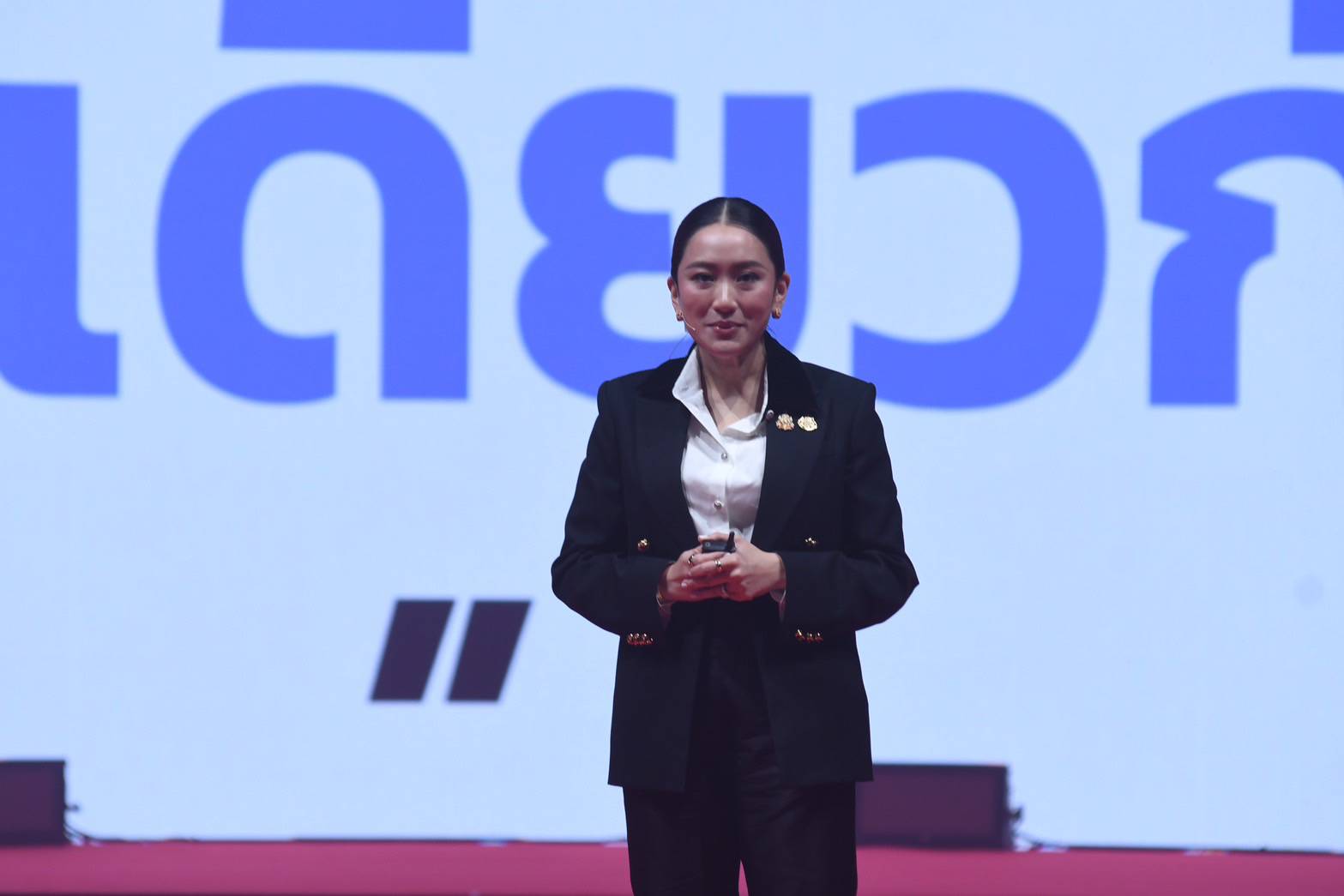 "นายกฯ" แถลงผลงาน 90 วัน ลั่นปี 68 ลุย "ล้างหนี้ ปชช.-บ้านเพื่อคนไทย-ทุนการศึกษา-รถไฟฟ้า 20 บาทตลอดสาย-ดิจิทัลวอลเล็ต" 