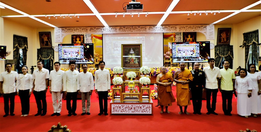 ผู้ว่าฯอยุธยา นำพุทธศาสนิกชน ร่วมพิธีเจริญพระพุทธมนต์ถวายเป็นพระกุศลแด่ "สมเด็จพระสังฆราช"