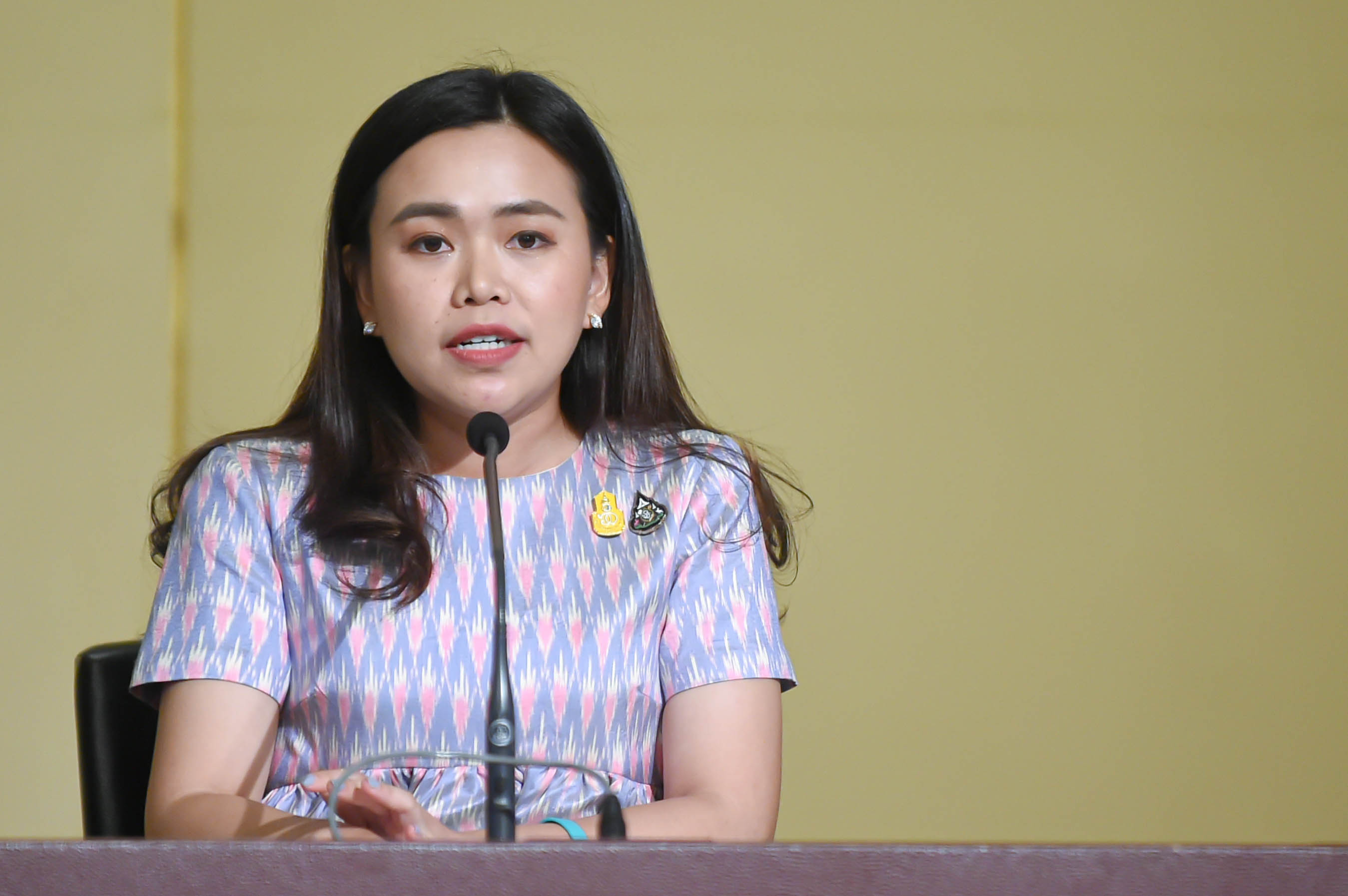ครม.ไฟเขียวต่ออายุกรรมการผู้ช่วยรมต.-ตั้งปลัดสธ. -ต่ออายุเลขา กปร.