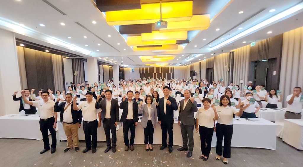 กกต.ระยอง จัด Kick off การเลือกตั้งสมาชิกวุฒิสภา '20 กลุ่มอาชีพ ร่วมใจ ขับเคลื่อนประเทศไทยไปพร้อมกัน'
