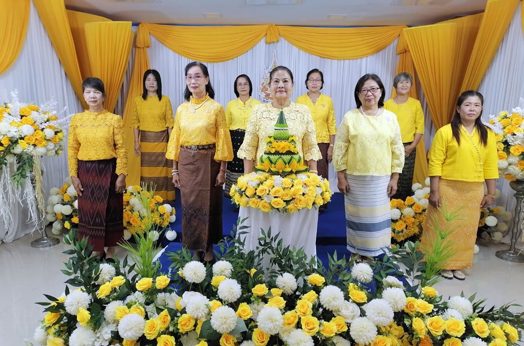 ประธานฯ-คณะกรรมการชุมชนมณีไพรสณฑ์ ร่วมบันทึกเทปถวายพระพรชัยมงคลเนื่องในโอกาสมหามงคลเฉลิมพระชนมพรรษา "ในหลวง"