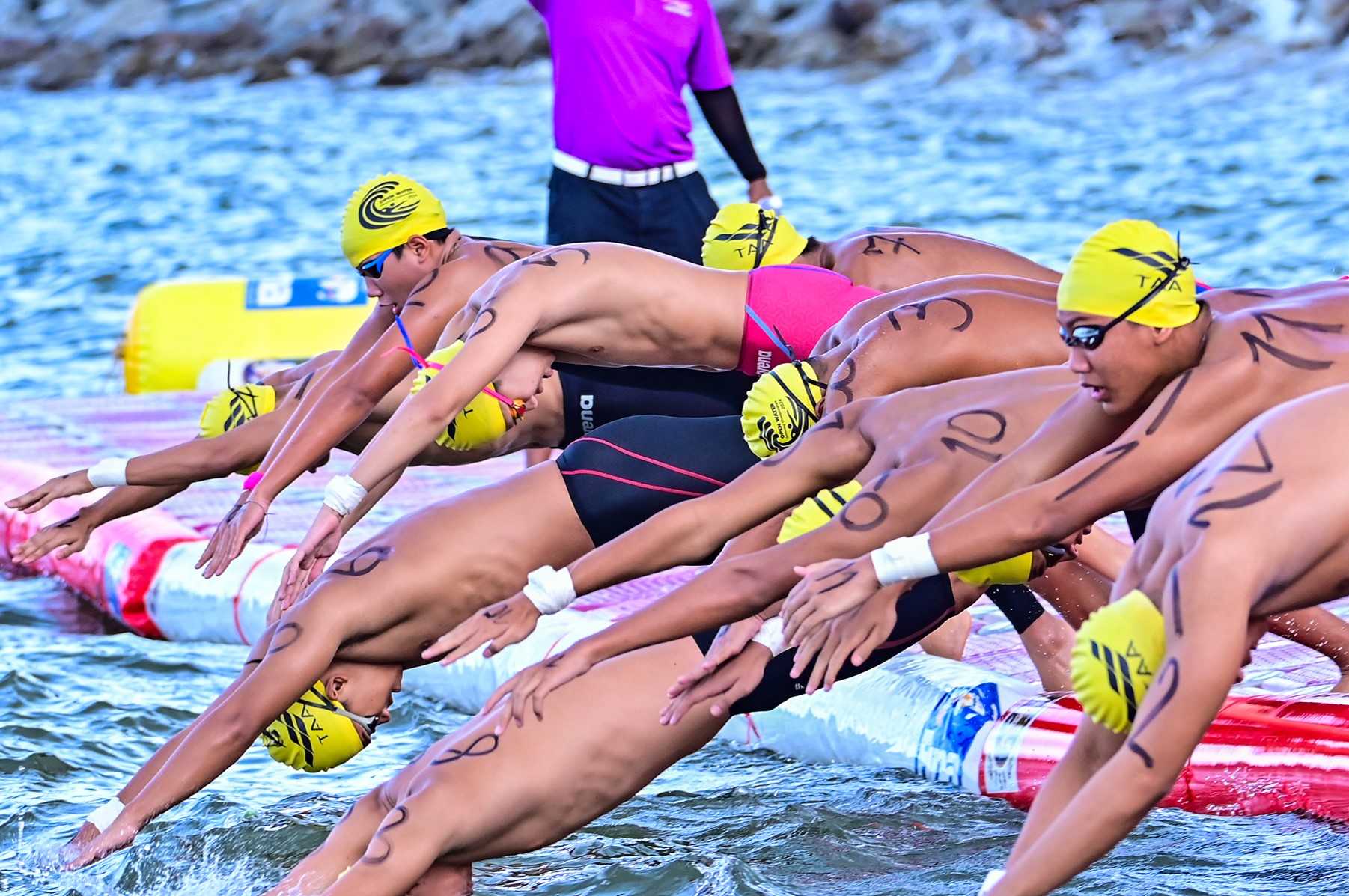 แบโผ 17 รายชื่อ นักกีฬาว่ายน้ำมาราธอนทีมชาติไทย ลุยศึก SEA Open Water Swimming Championships 2024 ที่ เกาะบาหลี 