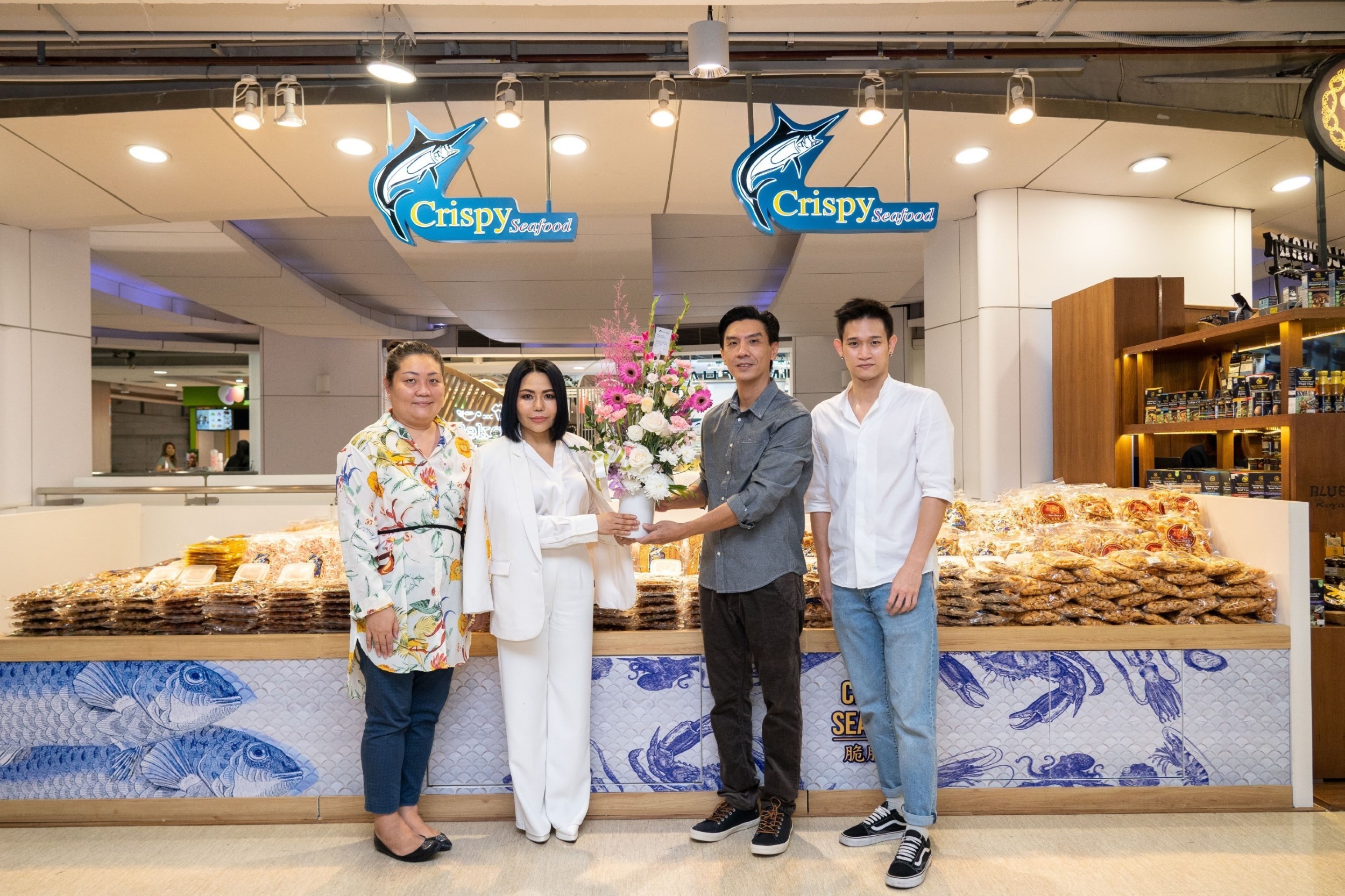ศูนย์การค้าแพลทินัม ยินดีเปิดร้านใหม่ คริสปี้ ซีฟู้ดส์ (Crispy Seafood)