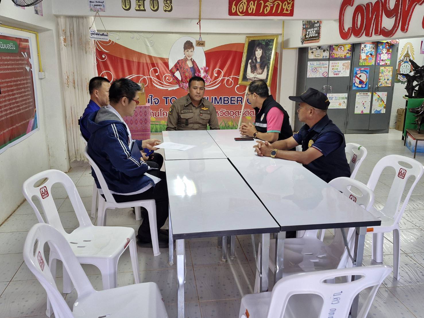 ตำรวจสภ.บ้านโคกซักซ้อมแผนเตรียมความพร้อมในด้านการเฝ้าระวังผู้ใช้สารเสพติดที่มีภาวะวิกฤตทางจิตเวช