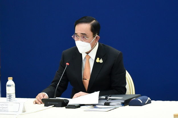 "บิ๊กตู่" แจง มาตรการช่วยปชช.ช่วงวิกฤตพลังงาน บัตรสวัสดิการ -คนละครึ่งเตรียมเฮ  ย้ำตรึงราคาดีเซลให้นานที่สุด