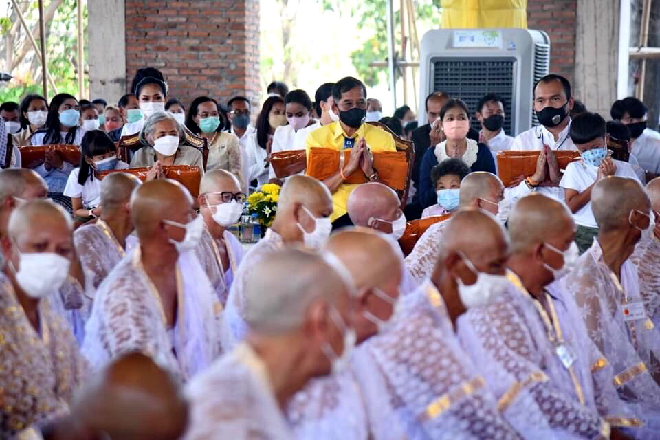"นายกแจ็ส" บวชพระ 108 รูป อุทิศส่วนกุศลผู้เสียชีวิตจากโควิด