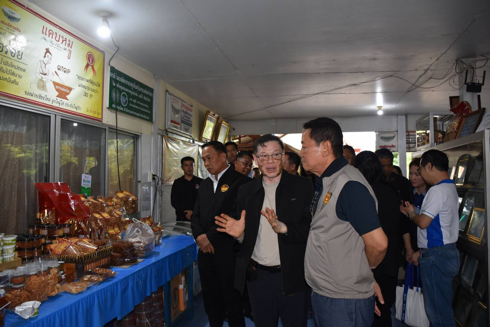 “นภินทร” ลงพื้นที่เชียงใหม่ รับฟังปัญหา SMEs ดันแพลตฟอร์มอีคอมเมิร์ซไทย หนุนผู้ประกอบการเติบโตอย่างยั่งยืน