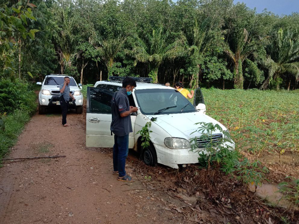 จนท.ตามสกัดจับขบวนการลักลอบขนคนงานต่างด้าวเข้าไทย