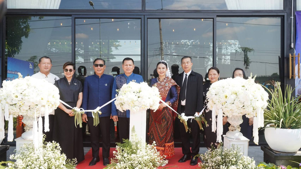 มุกดาหารเปิดศูนย์สินค้าชุมชน–ของฝาก พร้อมเปิดตัว “MUK Festival Tourism” ดันท่องเที่ยว–เศรษฐกิจคึกคัก