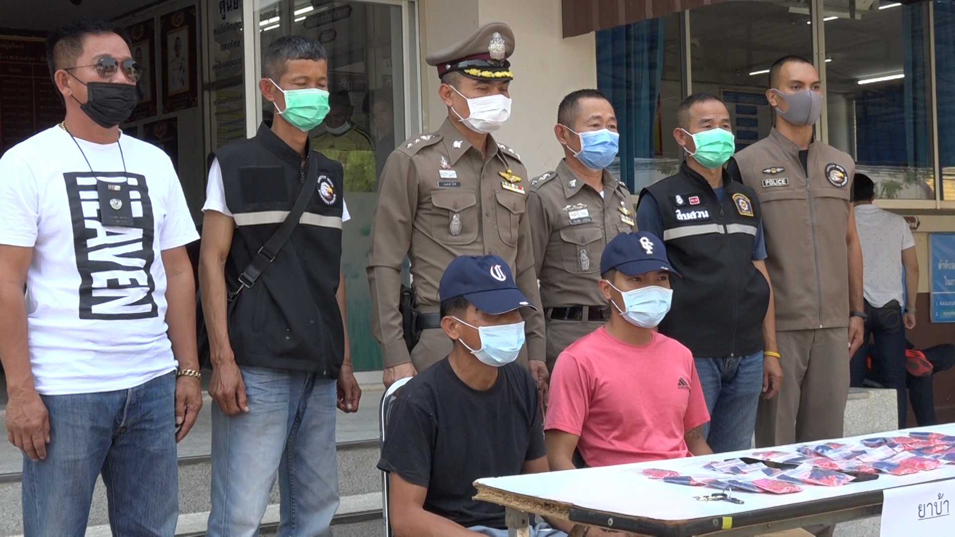 ตำรวจโนนสังรวบ 2 พ่อลูกค้ายานรก