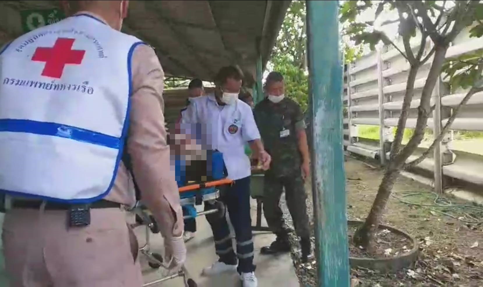 สลด! หนุ่มพัทยาจ่อยิงขมับในสนามยิงปืนใกล้อู่ตะเภา ต่อหน้าครูฝึก ก่อนจะไปสิ้นใจที่ รพ. 