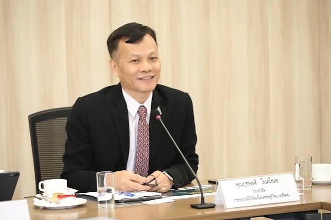 "ก.ดีอีเอส" รับไม้ต่อตำรวจ งัด พ.ร.กฉุกเฉิน ไล่ปิดเว็บหมิ่น! เกือบ 60 ราย
