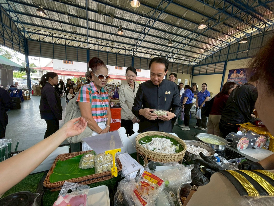 นครปฐมเดินหน้า “ไทยช่วยไทย” ลดค่าครองชีพ หนุนรายได้ชุมชน
