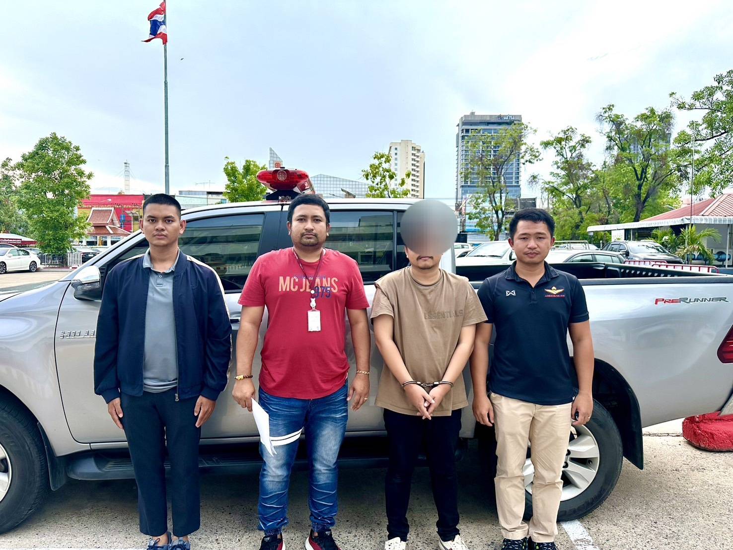 สืบเพชรเกษมรวบหนุ่มผู้รับเหมาเก๊ตุ๋นเงินสร้างรีสอร์ท หนีซุกขอนแก่น