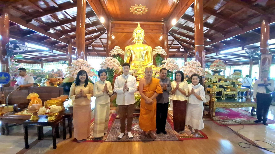 วัดหน้าพระธาตุจัดพิธีทอดกฐินสามัคคี 2568 รวมใจทำบุญยิ่งใหญ่ สืบสานพระพุทธศาสนาด้วยศรัทธา