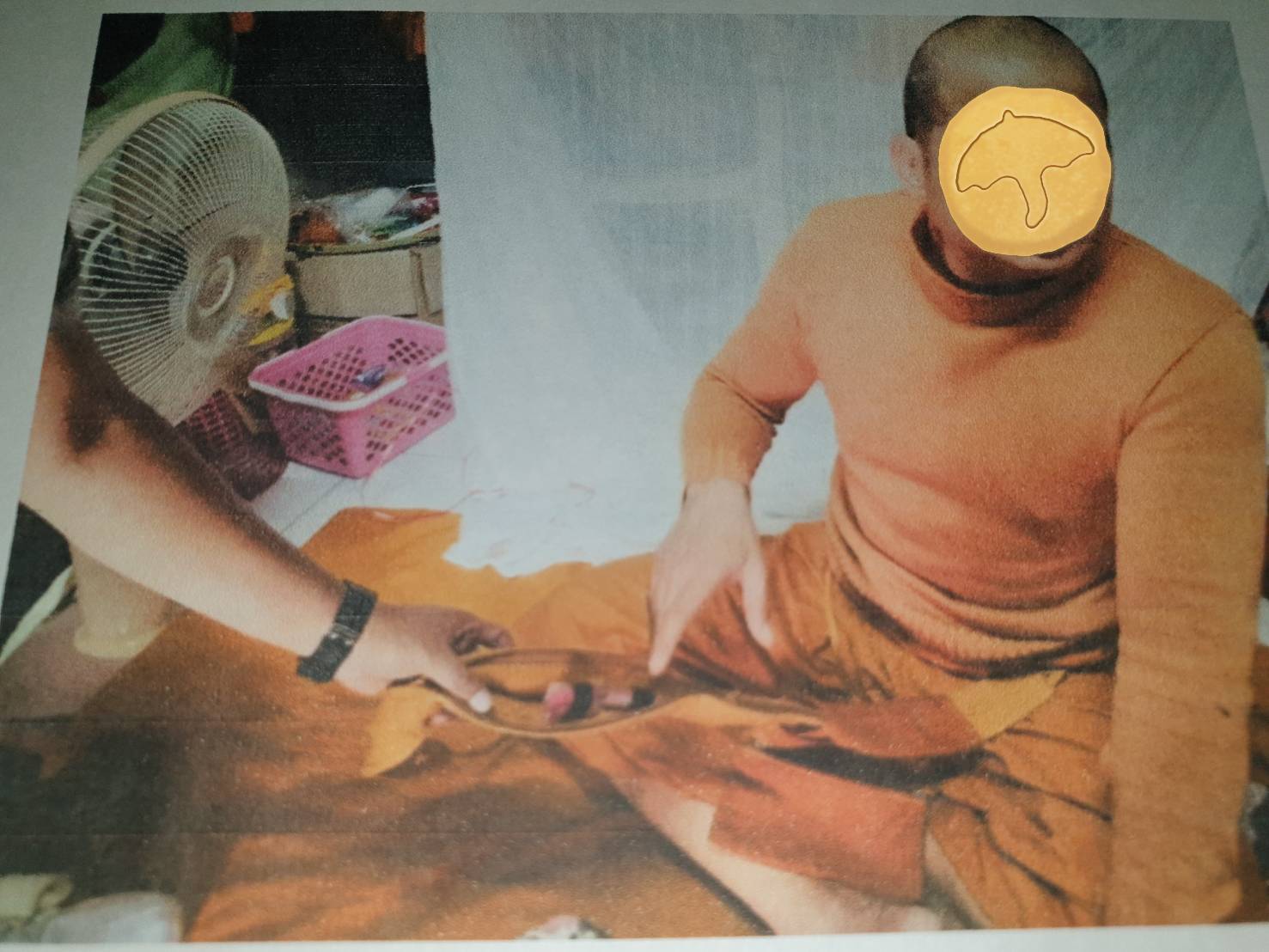 ตำรวจมุกดาหาร บุกจับพระมั่วยาเสพติดคากุฏิ