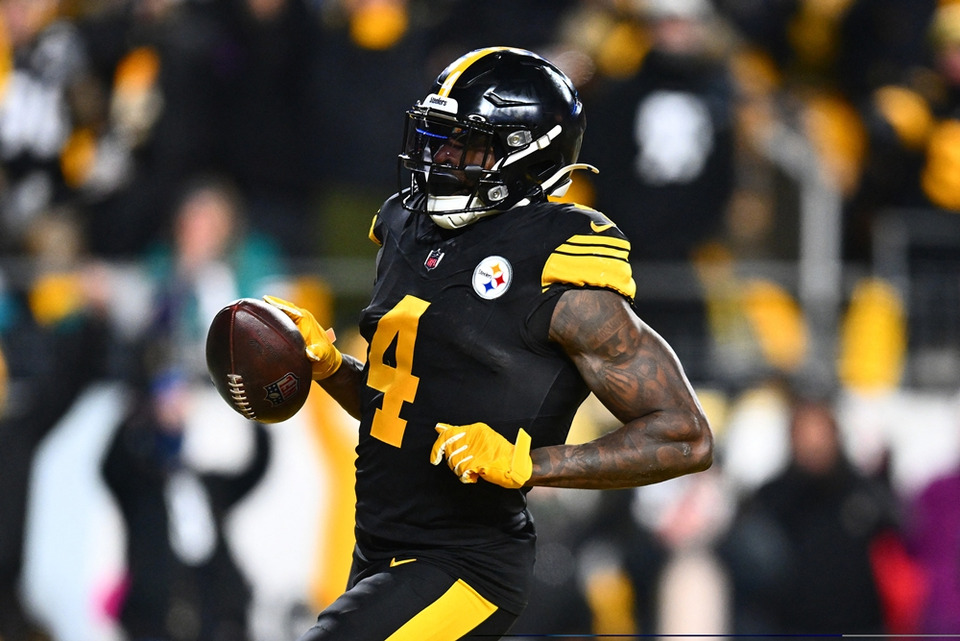 "NFL" สั่งแบน "เม็ตคาล์ฟ" 2 เกม เซ่นเหตุปะทะแฟนบอล เกม "สตีลเลอร์ส" ชนะ "ไลออนส์"