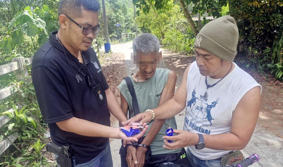 สืบสวนตะกั่วทุ่งรวบหนุ่มใหญ่ชาวกะไหล ยาบ้า 312 เม็ด รับซื้อมาแบ่งขายวัยรุ่น