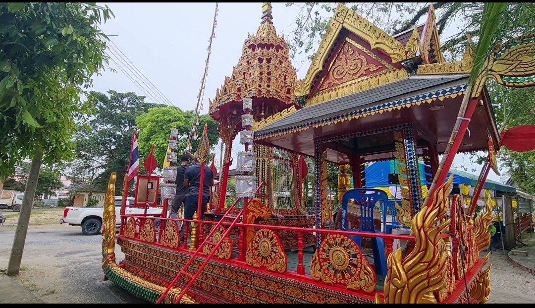 เริ่มแล้ว! ตั้งเรือพนมพระเตรียมประเพณีลากพระพรุ่งนี้