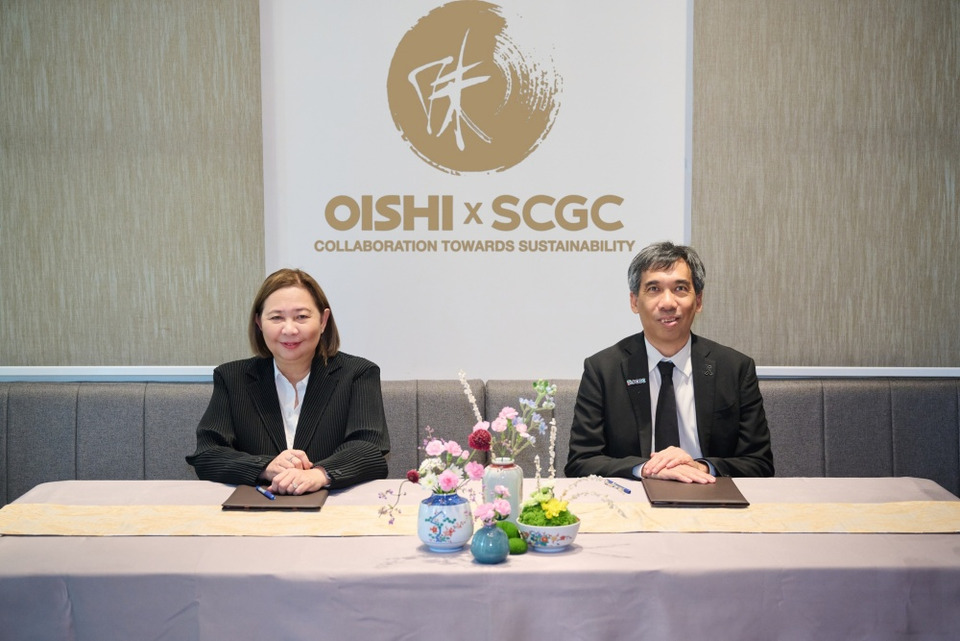 โออิชิ จับมือ SCGC พัฒนาบรรจุภัณฑ์อาหารรักษ์โลก ด้วยเทคโนโลยี EcoRevo ย่อยสลายทางชีวภาพ สู่ความยั่งยืน