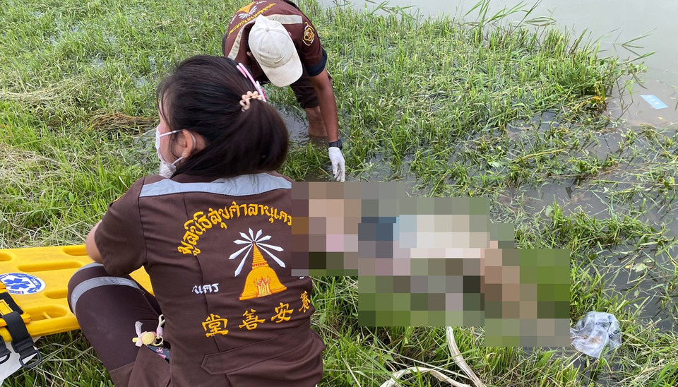 พบศพหญิงถูกฆาตกรรมอำพราง มัดแท่งปูนถ่วงน้ำ คลองชลบางเลน เร่งล่าคนร้าย