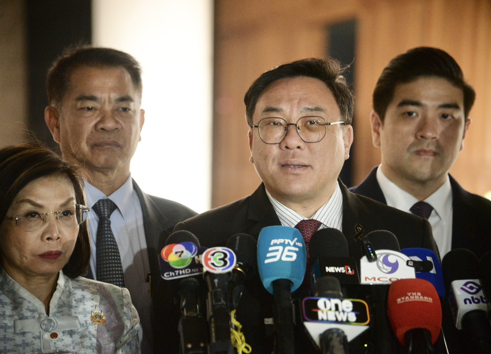 "จุลพันธ์" ยัน "ทักษิณ" ไม่เข้ามาเกี่ยวข้องพรรคแล้ว ลั่น "เพื่อไทย" พร้อมเดินหน้าทำงานตามแนวทางตัวเอง