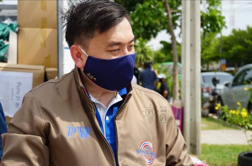 “สามารถ” จวกแรง “หัวหงอก-หัวดำ”มีอำนาจรู้มีขบวนการล้มสถาบันจากตปท.ยังนั่งนิ่ง