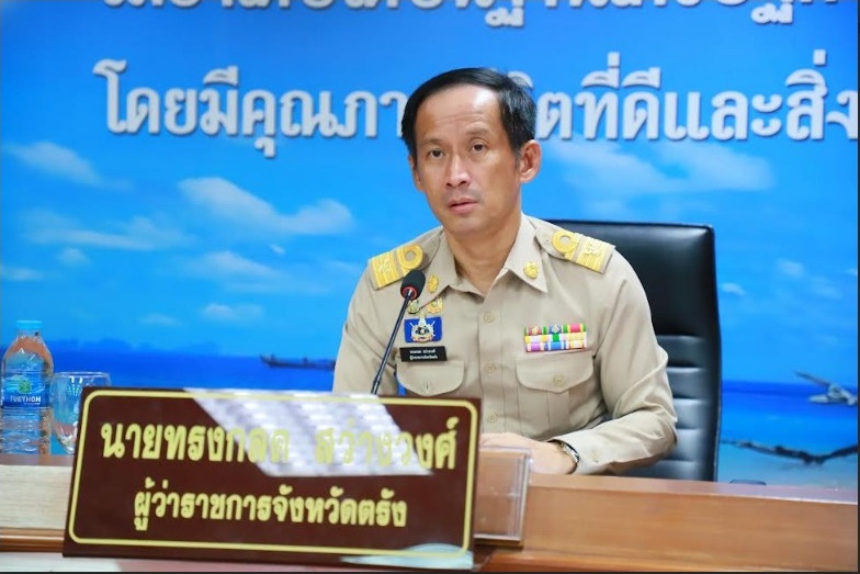 ผู้ว่าฯตรัง สั่ง อปท. จัดเจ้าหน้าที่ดูแลและอำนวยความสะดวกให้แก่ประชาชนที่เข้าร่วมงาน ลอยกระทง