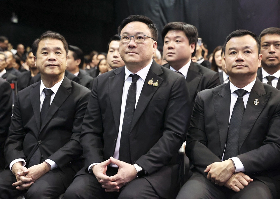 พลิกปูม "จุลพันธ์ อมรวิวัฒน์" ขึ้นแท่นหัวหน้าพรรคเพื่อไทยคนใหม่ สานต่อเจนสองนักการเมืองรุ่นใหม่