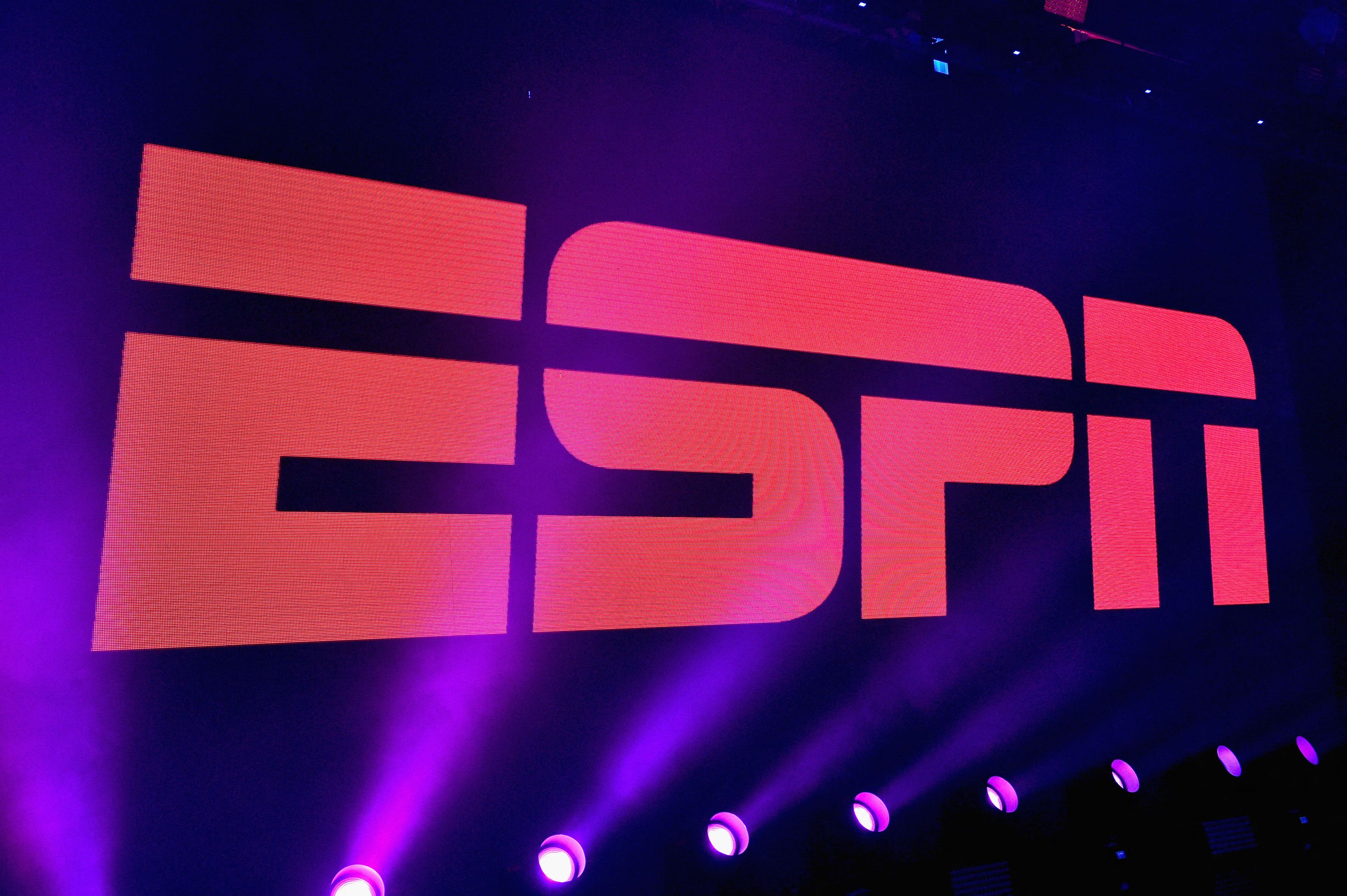 "ESPN" เปิดตัวแอปสตรีมมิ่งใหม่ ถ่ายทอดสดกีฬา 47,000 รายการต่อปี พร้อมชม Disney+ และ Hulu ฟรี