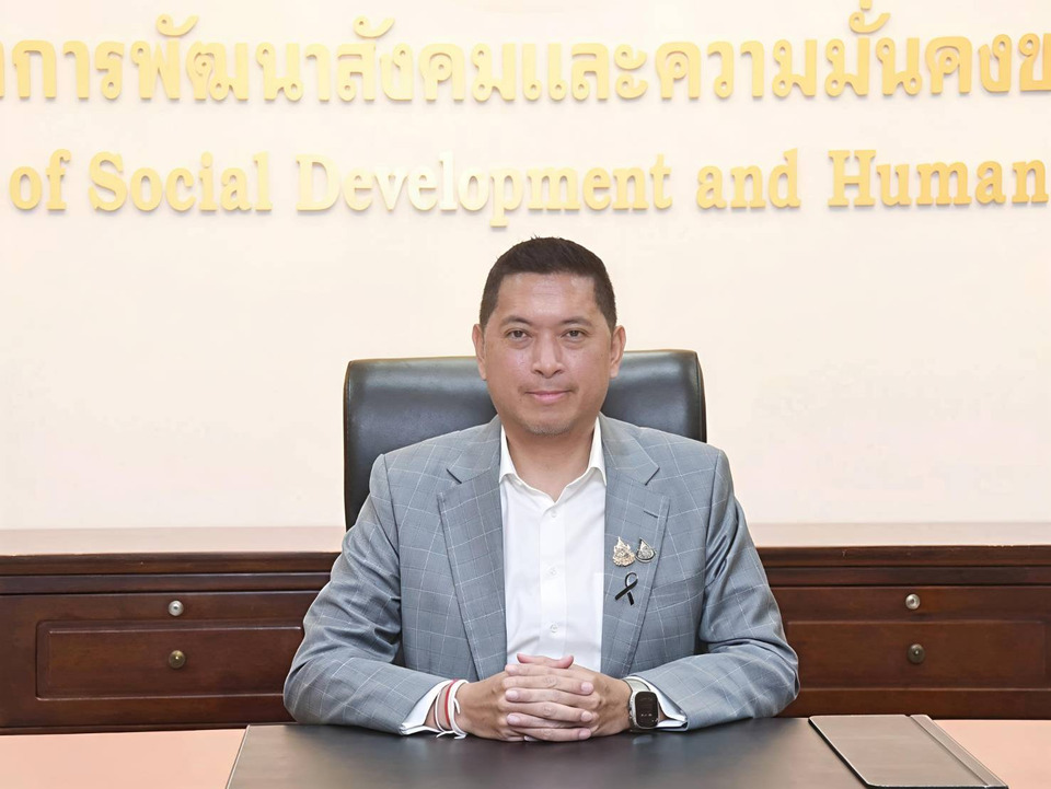 "นิกร" รมว.พม. มอบของขวัญสงกรานต์ 69 ช่วยกลุ่มเปราะบาง-ผู้มีรายได้น้อย มีบ้านใหม่ง่ายขึ้น ลดราคาสูงสุด 20% 