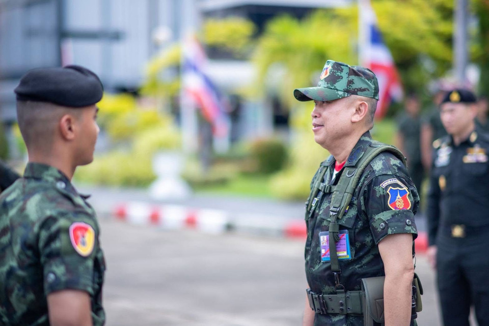 "แม่ทัพภาค1" ส่งทหาร 800 นาย   จาก พล.ร.9-พล.ร.11-มทบ.11  ลงชายแดนใต้ ในนาม“หน่วยเฉพาะกิจนราธิวาส”  ตามยุทธศาสตร์ทบ.