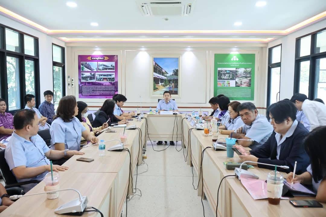 สสจ.กาญจนบุรีลงพื้นที่มอบแนวทางการปฏิบัติงานบริการสาธารณสุขอำเภอห้วยกระเจา 