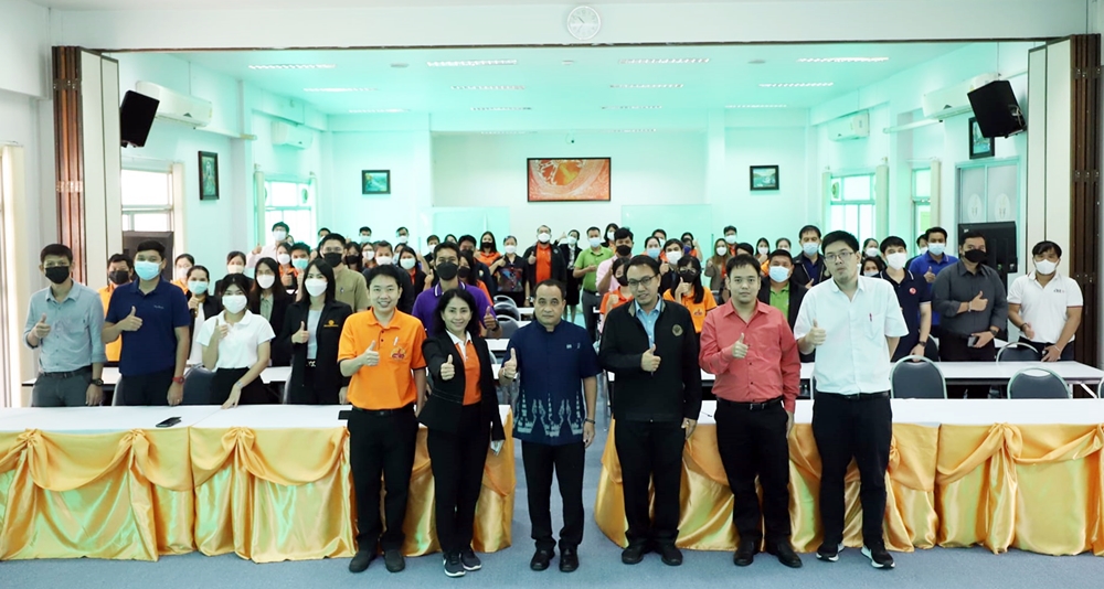 ส.ป.ก. ติวเข้ม จนท. รุกพัฒนาศูนย์บริการประชาชน