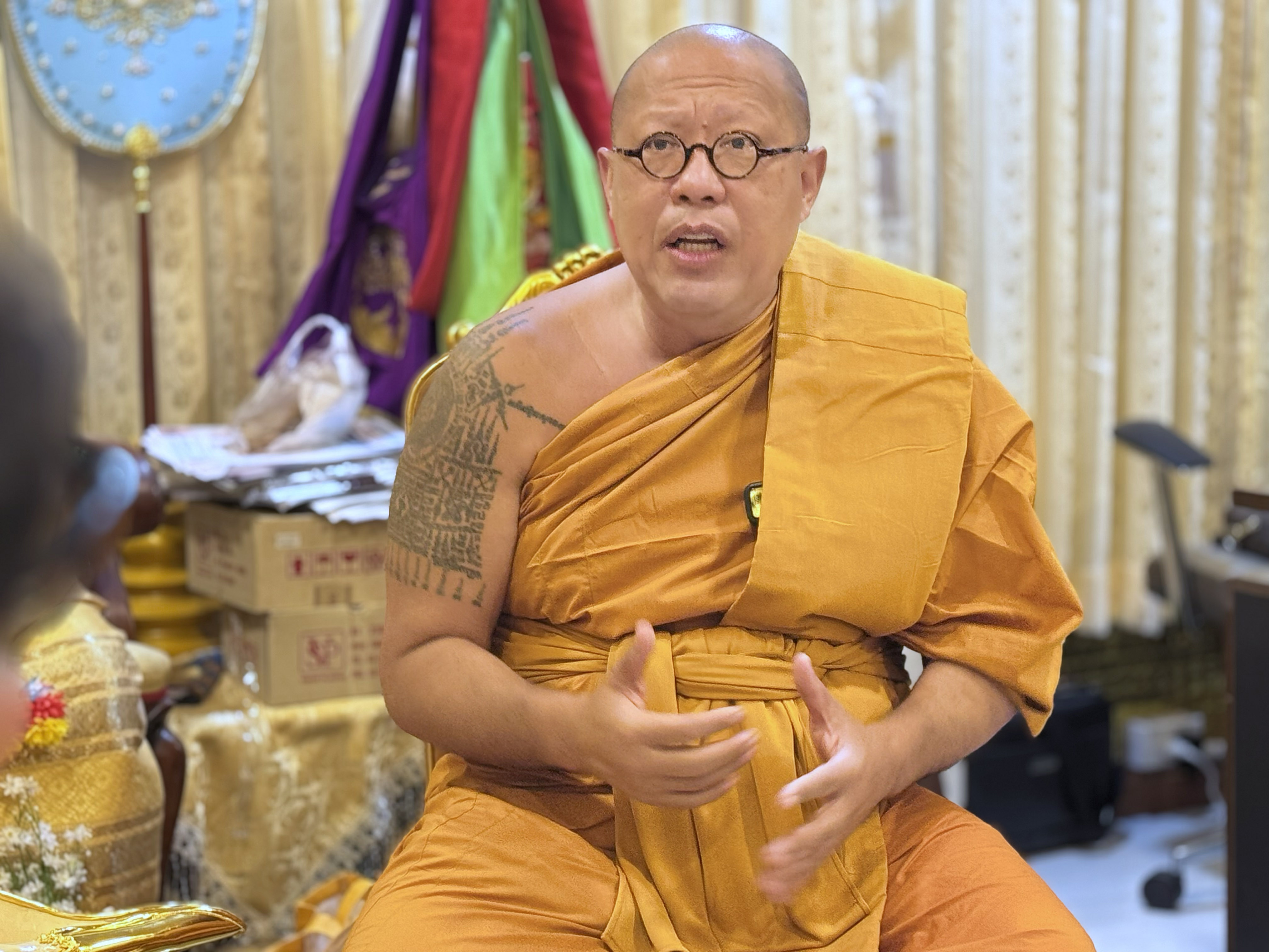 'หลวงพี่น้ำฝน'ถามพระปีนเสาท่านอยู่ไหนเดี๋ยวไปหาถ้าจะมาพบเชิญ'ธรรมราช'ด้วย