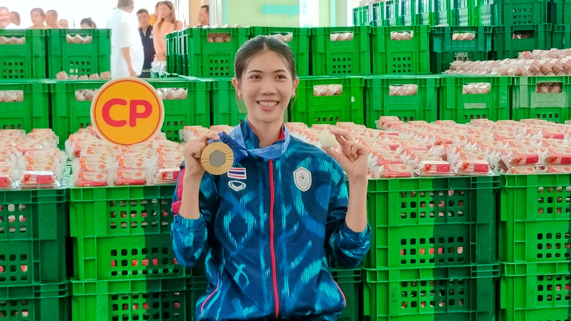 "น้องเทนนิส"เผยขอพรหลวงพ่อโสธรก่อนทำการแข่งขันจนสำเร็จทุกครั้ง