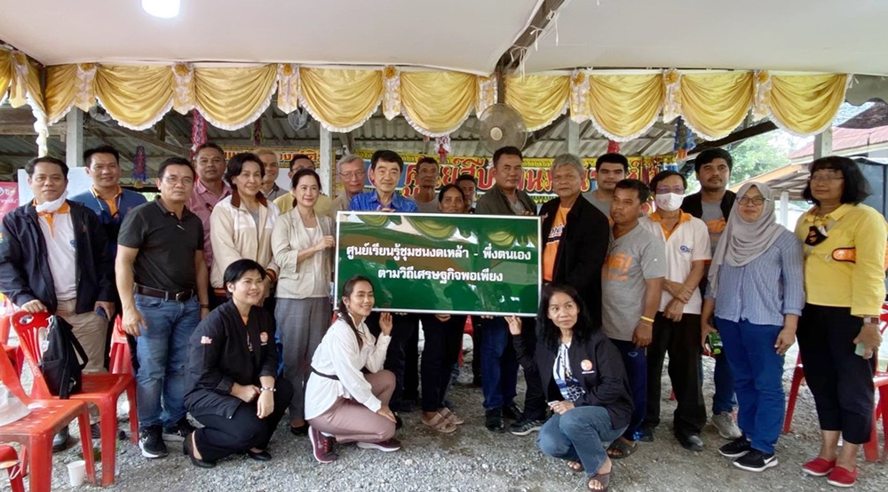 “อ.เวียงสระ” สุราษฎร์ฯ ชู ประวัติศาสตร์-ศิลปพื้นบ้าน นำคนเลิกเหล้า พร้อมสร้างเยาวชนเห็นคุณค่าตนเอง สร้างประโยชน์ต่อชุมชน