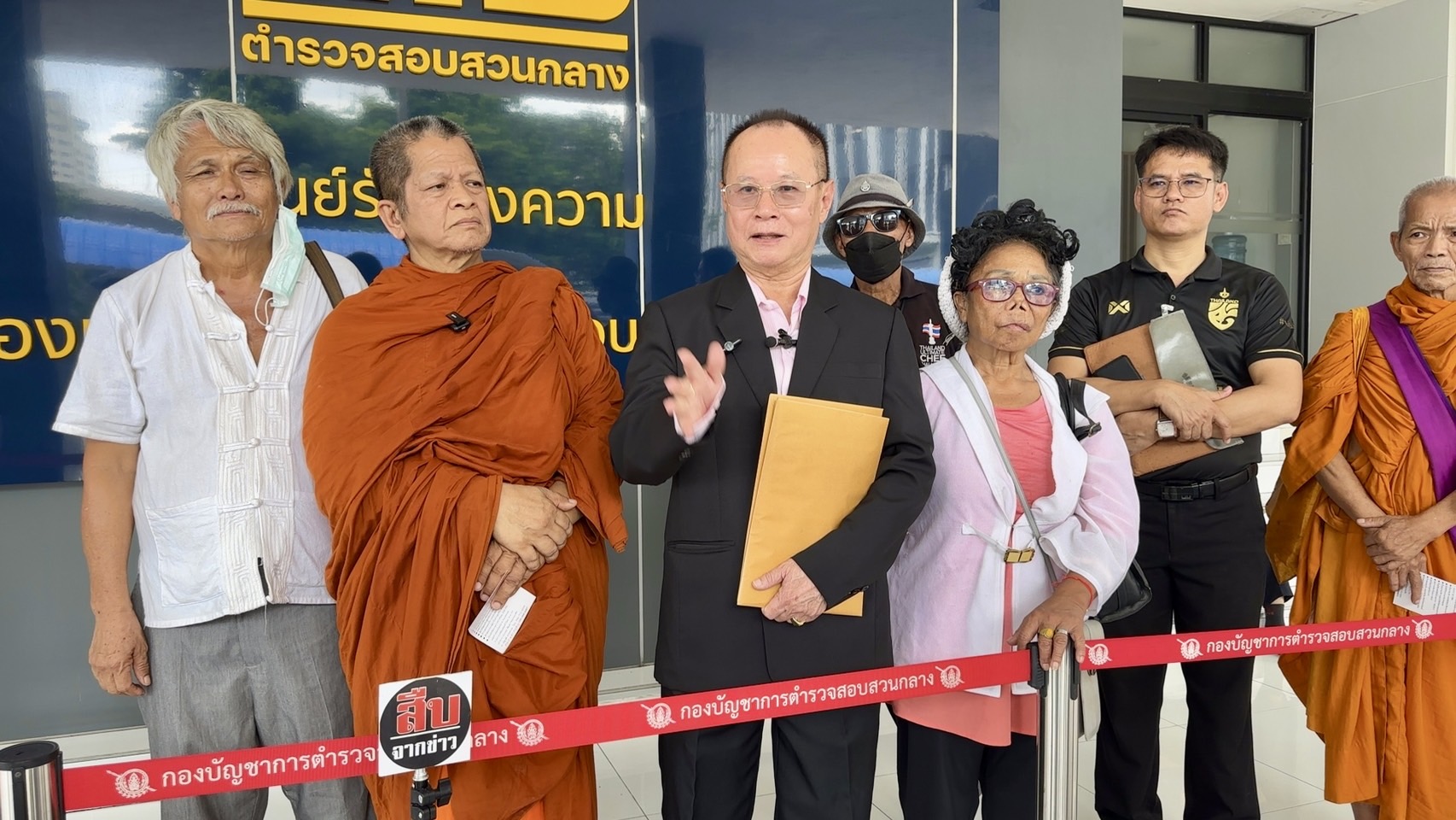 ร้องกองปราบ รื้อคดีอดีตพระ ดร.ผู้ต้องหาคดีข่มขืนอนาจาร ด.ญ. 11 ปี ตายในเรือนจำฯ ธนบุรี