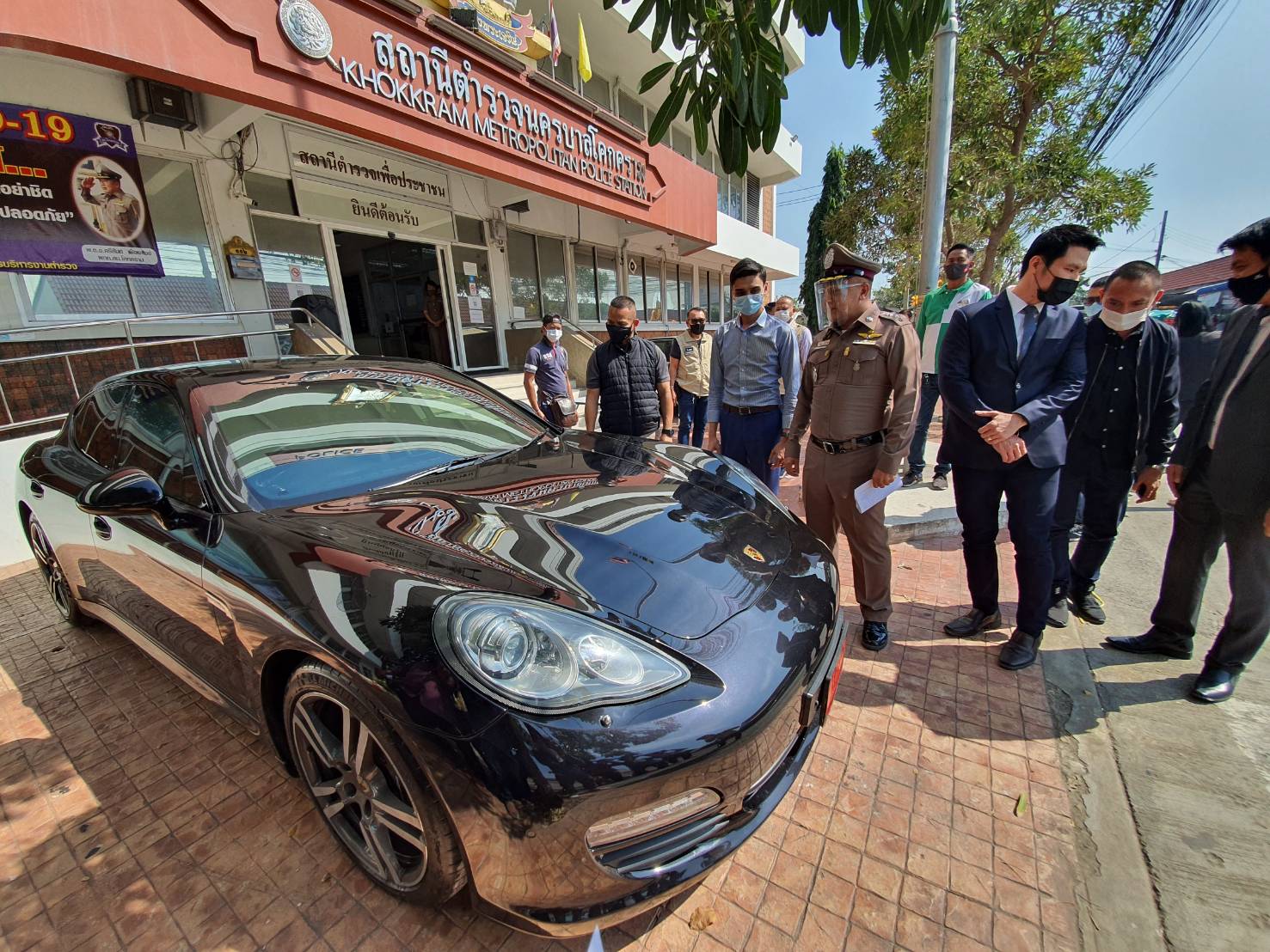 รวบแก๊งลักรถหรูขายราคาหลักแสน อ้างหลุดจำนำ