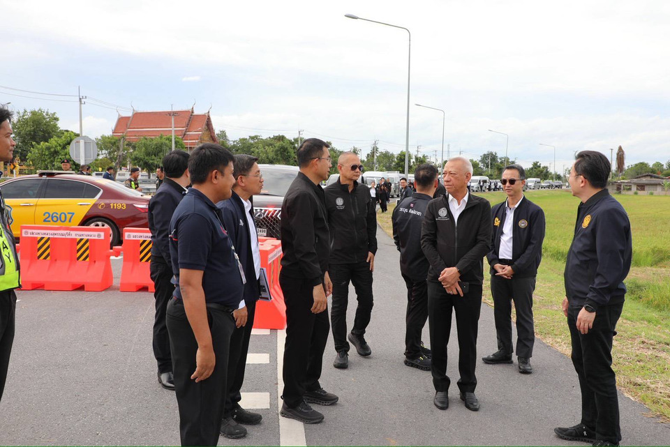 “พิพัฒน์” ลงพื้นที่สุพรรณบุรี ติดตามแก้ไขทางลักผ่าน “อนันต์” ผู้ว่ารถไฟฯ เร่งยกระดับความปลอดภัย สร้างความเชื่อมั่นปชช.
