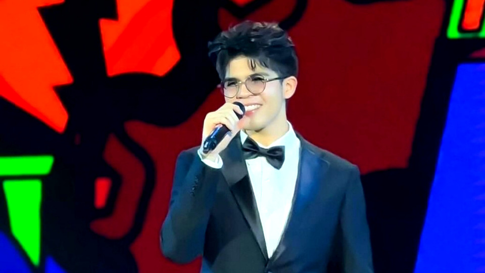 ยินดีรัวรัว! “ไรอัล กาจบัณฑิต” ติด TOP 5 ชิงสุดยอดศิลปินลูกทุ่งแห่งปี Thailand Top Vote 2025