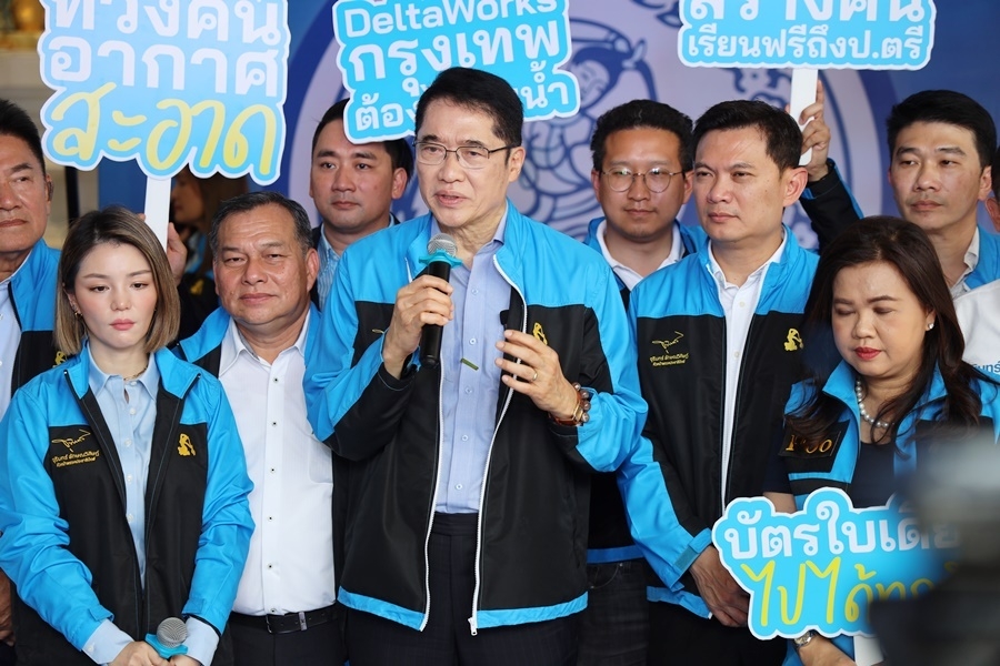 "องอาจ" ไม่หวั่น โพลชี้ "ประชาธิปัตย์" ยังตามหลังพรรคอื่น ลั่นเดินหน้าทำงานหนัก ปักธงชัยให้ได้