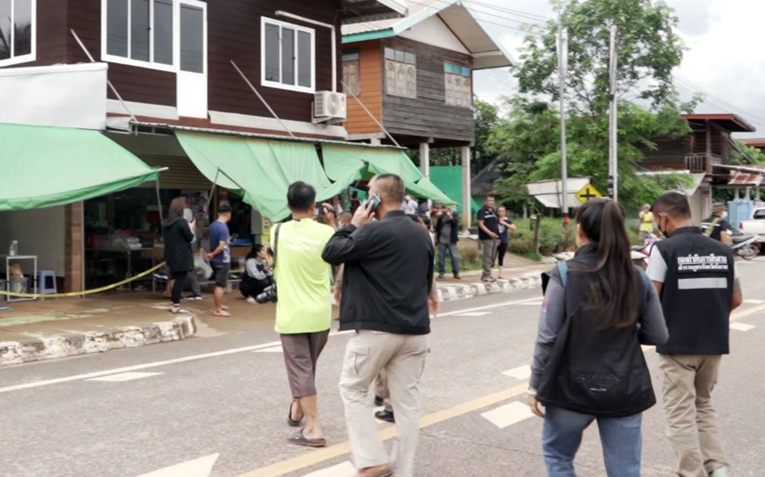 สยอง! คนร้ายฆ่าปาดคอชิงทรัพย์ม่ายสาวร้านขายของชำ
